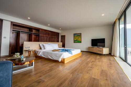 The Beachfront Ocean View Villa Nha Trang