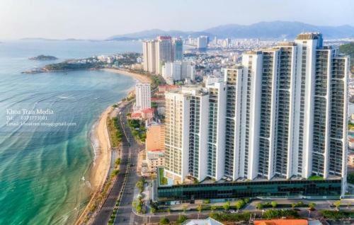 Scenia Bay Residences Apartment