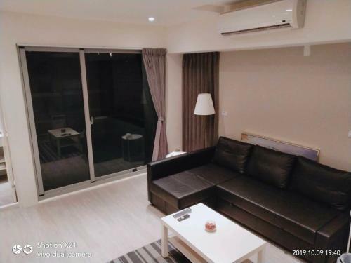 Shine Residence