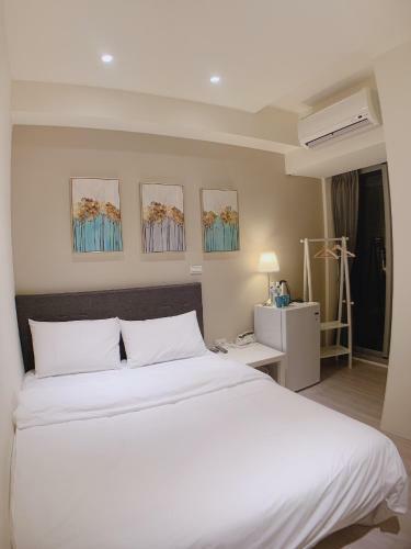 Shine Residence