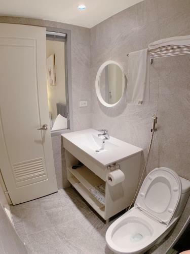 Shine Residence