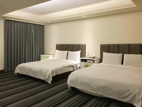 Zaw Jung Business Hotel