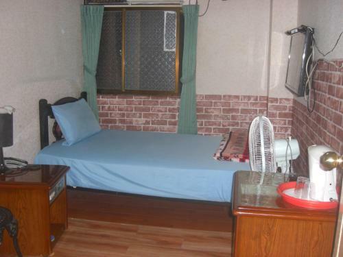 Hostal Uni Hotel