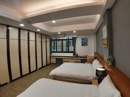 Hostal The Wind Guesthouse