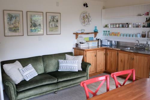 Marahau Retreat