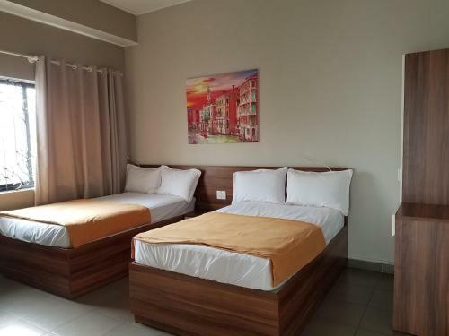 Lee Hotel