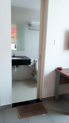 Lee Hotel
