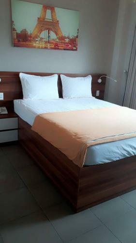 Lee Hotel