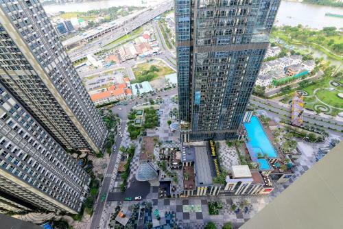 Lux Apartment- Vinhomes Central Park
