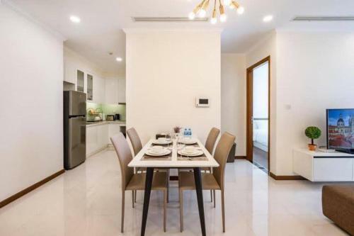 Lux Apartment- Vinhomes Central Park