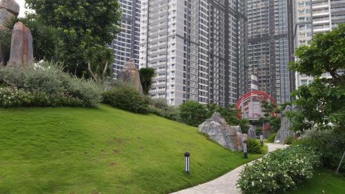 Lux Apartment- Vinhomes Central Park