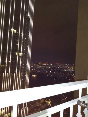 Lux Apartment- Vinhomes Central Park