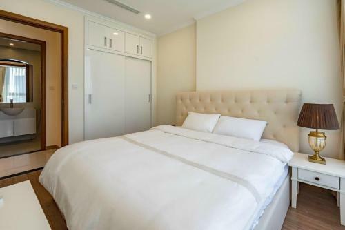 Lux Apartment- Vinhomes Central Park