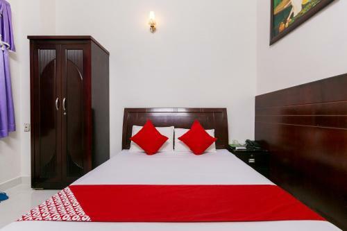 Oyo 486 Nhat Nhat Hotel