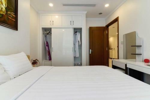 1 Bedroom Apartment Landmark 6