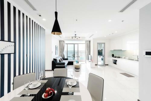 Vinhomes Luxury-kayla's Apartment