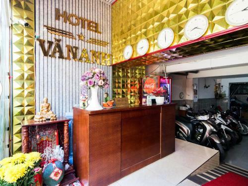 Oyo 476 Van Anh Hotel
