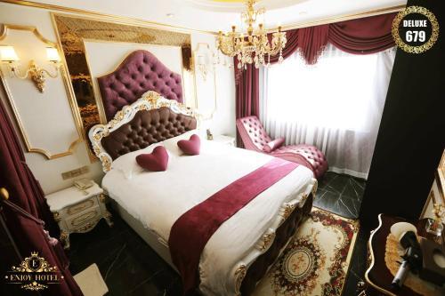 Enjoy Hotel 7
