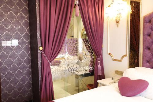 Enjoy Hotel 7