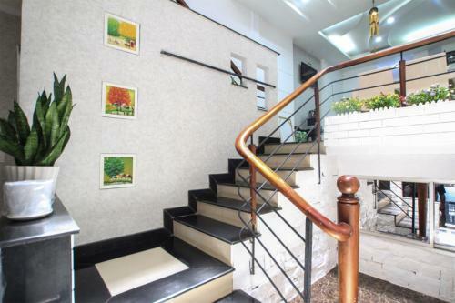 Hanz Hotel & Apartment Nguyen Oanh Saigon