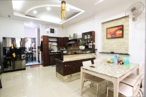 Hanz Hotel & Apartment Nguyen Oanh Saigon