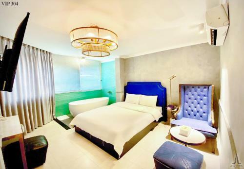 A In Hotel Del Luna