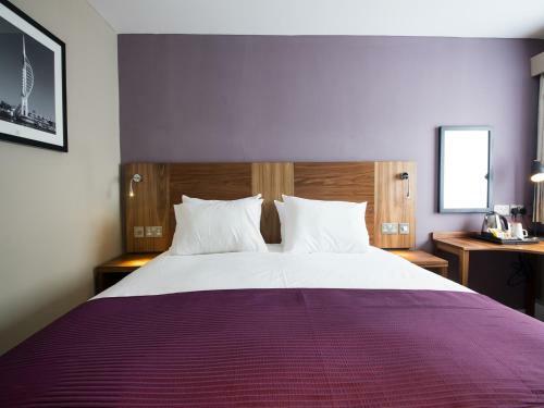 Red Lion Hotel