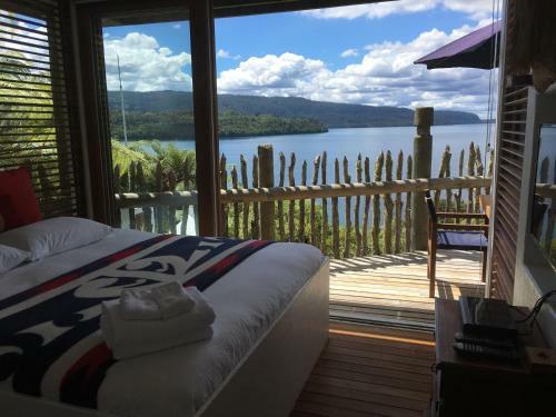 Hostal Te Whare -lake Tarawera Tree-top Nest