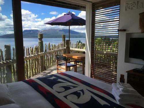 Hostal Te Whare -lake Tarawera Tree-top Nest