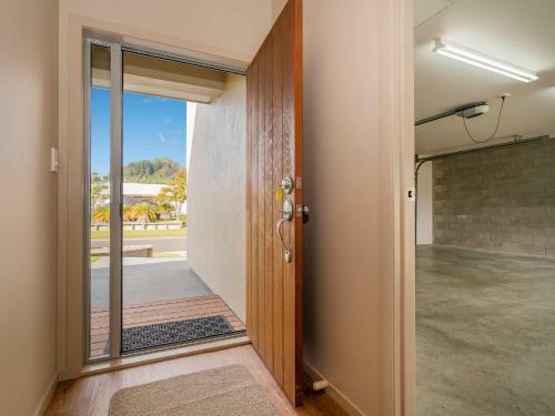 Breezy Daze - Cooks Beach Holiday Home