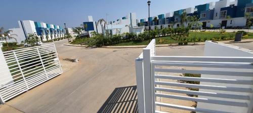 Beewolf Beach House