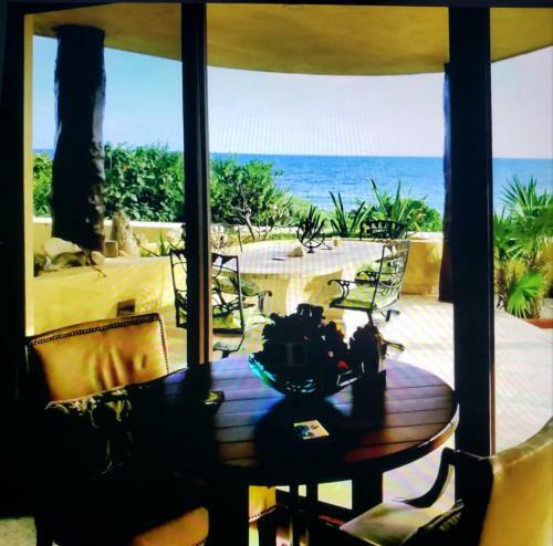 Villa Jaguar Beachfront Luxery Ph