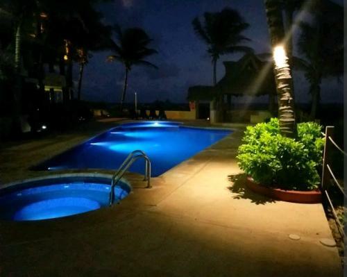 Villa Jaguar Beachfront Luxery Ph