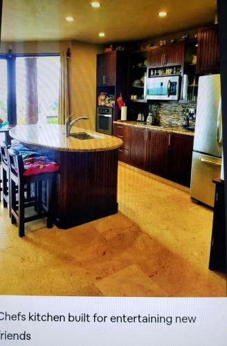 Villa Jaguar Beachfront Luxery Ph