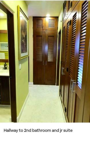 Villa Jaguar Beachfront Luxery Ph