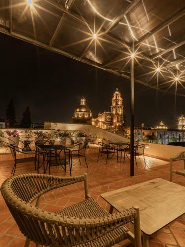 Hotel Estacion Alameda Downtown