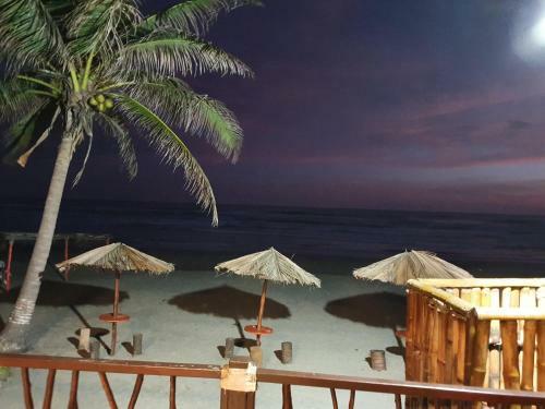 Lodge Bungalows La Perla Playa Azul