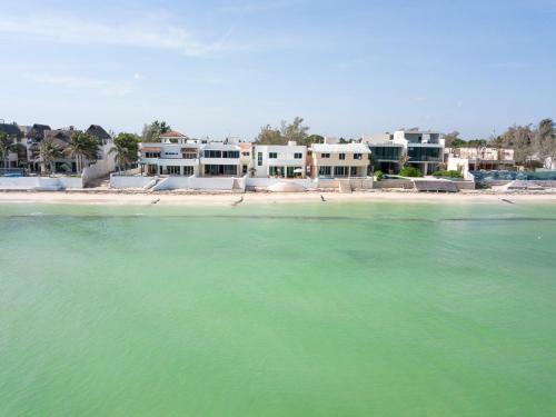 Peninsula Stays 4br Beach House @ Progreso The Best Location In The Yucatan