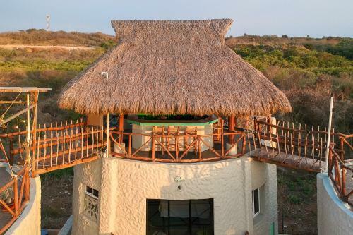 Lodge Pacific Nomads Earthbag House