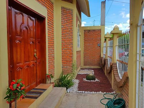 Casa Cerca De La Media Luna