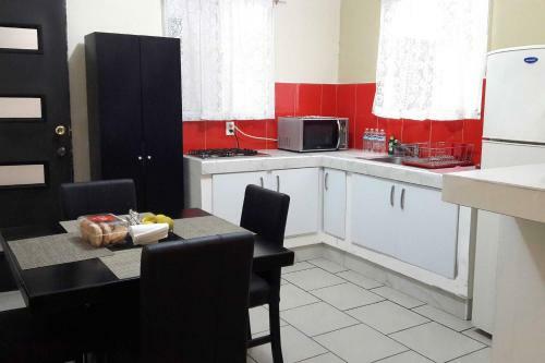 Apartamento Departamentos Frente Al Tec, Cerca Cintermex, Arena, Centro