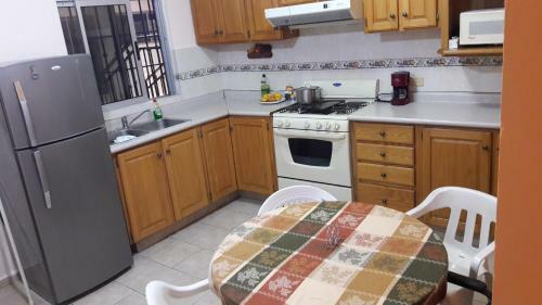 Apartamento Departamentos Frente Al Tec, Cerca Cintermex, Arena, Centro