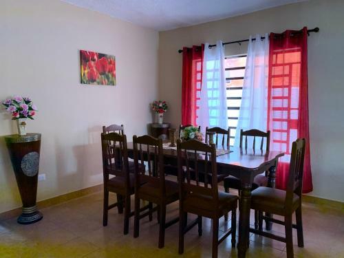 Hostal Casa Alegria