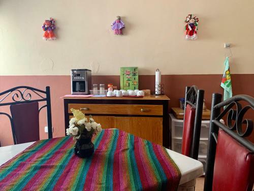 Hostal Casa Alegria