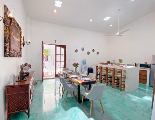 Casa Chinchimbacal, Centro M�rida