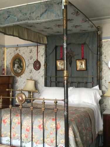 St Benedict - Victorian Bed And Breakfast