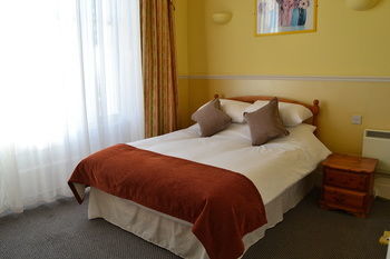 Hostal The Lindum