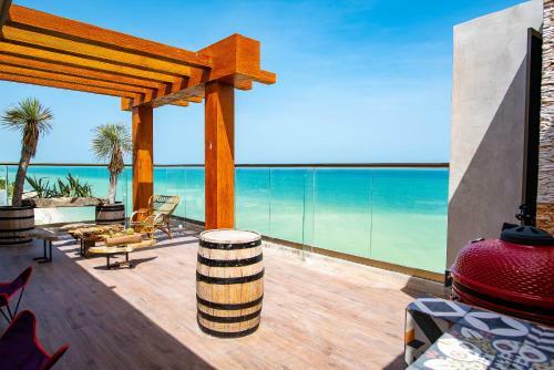 Apartamento Two Lux Beachfront Penthouses, 2 Jacuzzi, 2 Rooftops, 2 Pools, Gym, Kid's Club, Bar