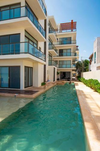 Apartamento Two Lux Beachfront Penthouses, 2 Jacuzzi, 2 Rooftops, 2 Pools, Gym, Kid's Club, Bar