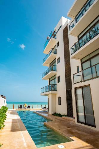 Apartamento Two Lux Beachfront Penthouses, 2 Jacuzzi, 2 Rooftops, 2 Pools, Gym, Kid's Club, Bar